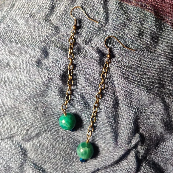 Agate Gemstone Bead with Sparkly Bead Dangly Earrings - Picture 9 of 9